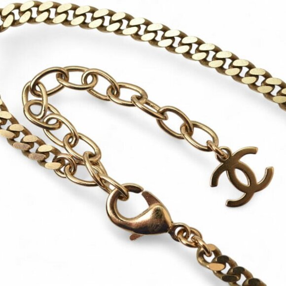 CHANEL Gold Necklace - Picture 6 of 8